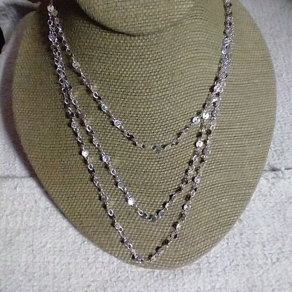 Silvertone reflective shiny 3 row chain necklace - Picture 1 of 3
